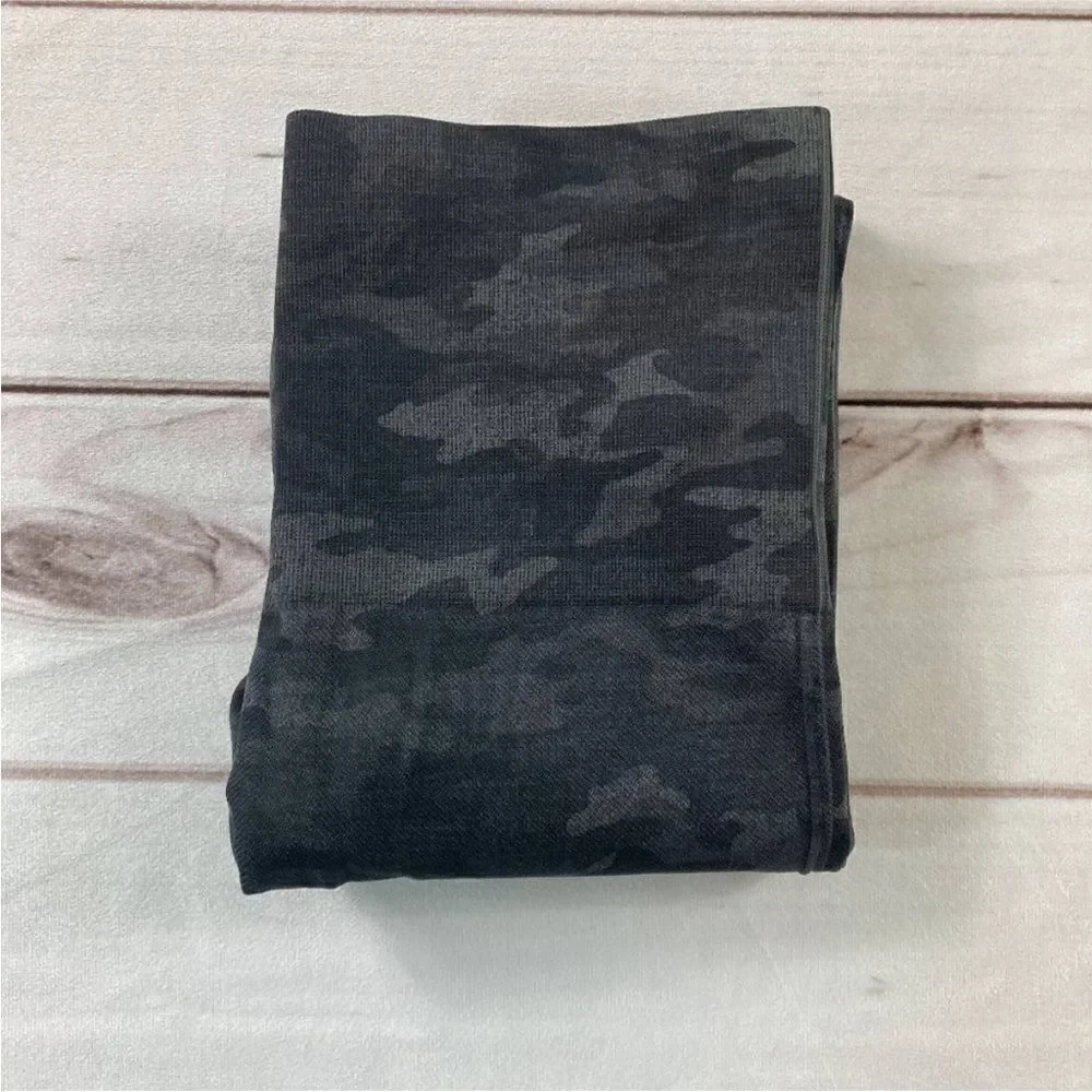 Spanx Women Gray Camouflage High Waisted Athletic Workout Leggings Size XS